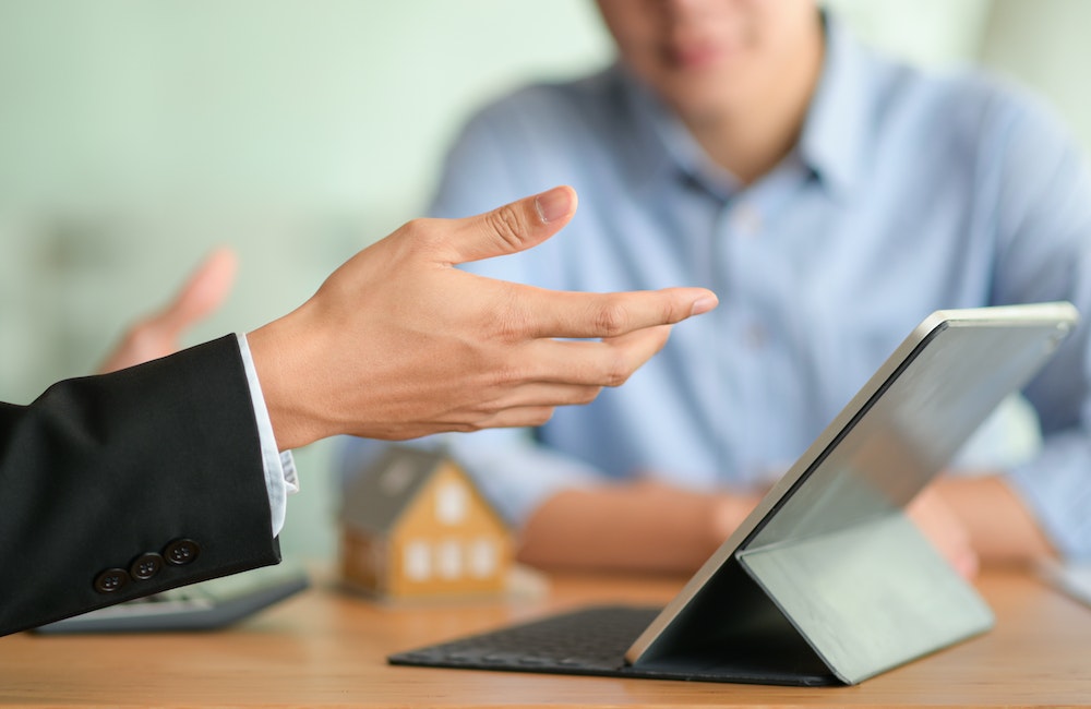 Litige avec sa mutuelle santé : connaître ses droits et les solutions possibles
