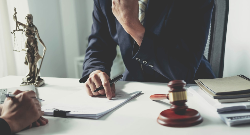 Modification du contrat de travail : enjeux et solutions juridiques